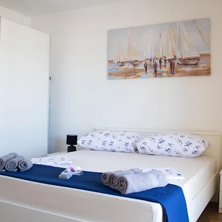 Villa Koraljka Vodice Exterior photo